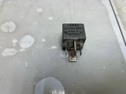 ���� Audi 90 1989 443951253J B3 NG 443951253J ����