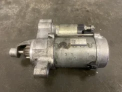 ������� Audi Q5 2015 06H911024B 8R CNC 2.0 TFSI 06H911024B ����