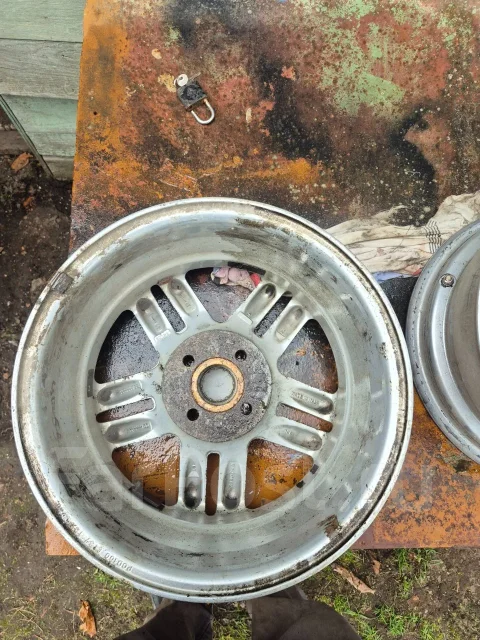 MOMO. 6.5x15", 4x100, ET38 ����
