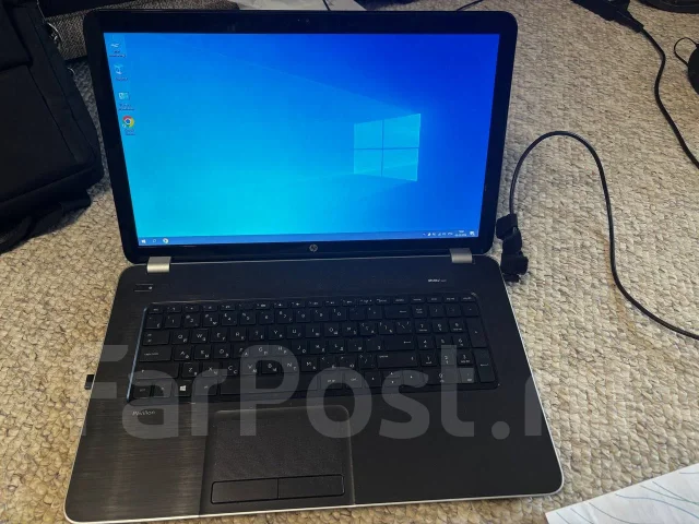 HP Pavilion 17. 17", 1,5����, ��� 8 ��, ���� 256���, WiFi: 1, Bluetooth: 1 ����