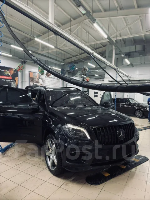 Mercedes-Benz GL-Class ����