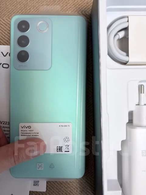 Vivo V27e. �/�, 256 ��, ���������, �������, 3G, 4G LTE, Dual-SIM, NFC, ������� ������� ����