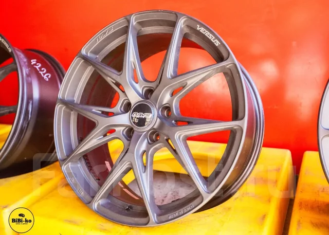 RAYS Versus VV21S. 8.0x19", 5x114.3, ET38, �� 73,3���. ����