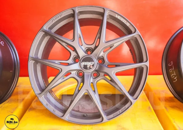 RAYS Versus VV21S. 8.0x19", 5x114.3, ET38, �� 73,3���. ����