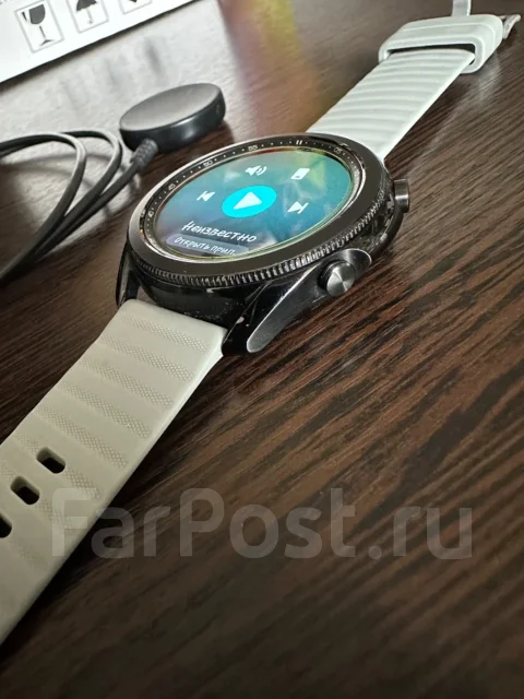 Samsung Galaxy Watch3 ����