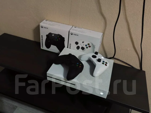 Microsoft Xbox One S ����