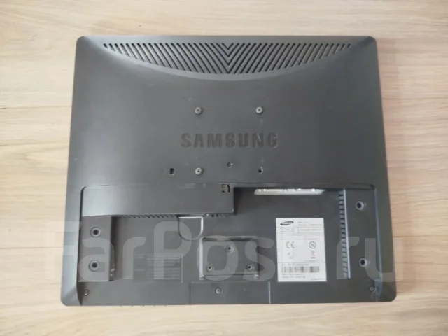 Samsung. 19" ����