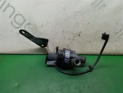 ����� �������������� AUDI A5 1K0965561G 8T 1K0965561G ����