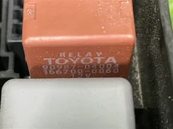 ���� Toyota Prius 2013 9098704004 ZVW30 2Zrfxe 9098704004 ����