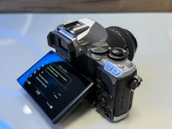 Olympus E-M10 ����