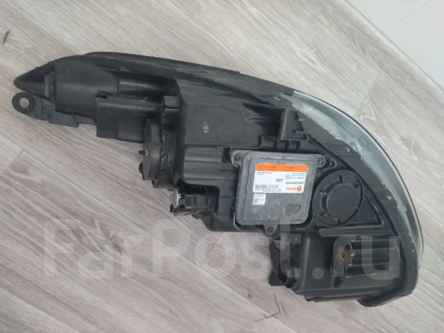 ���� Hyundai IX35 92102-Y620 ����