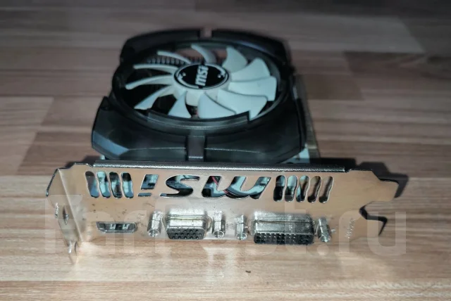 GeForce GT 730 ����