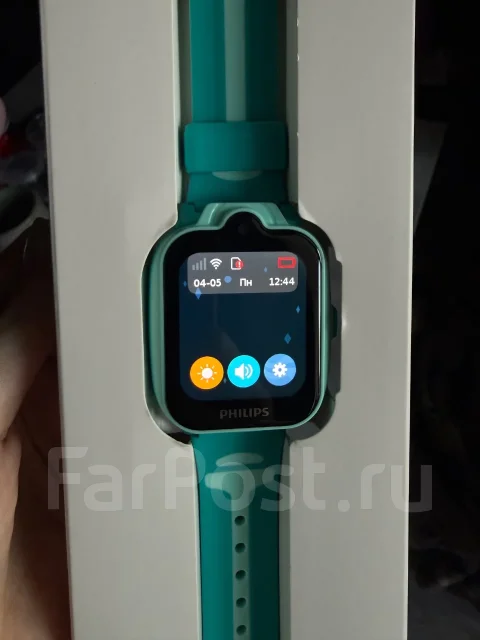 Philips W6610. GPS, SIM-�����, IP67 ����