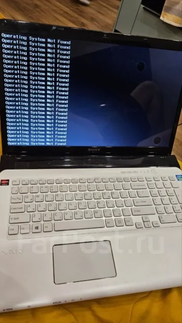 Sony VAIO. 17.3", 2,5����, ��� 6 ��, ���� 1 000���, WiFi: 1, Bluetooth: 1, ����������� �� 2��. ����