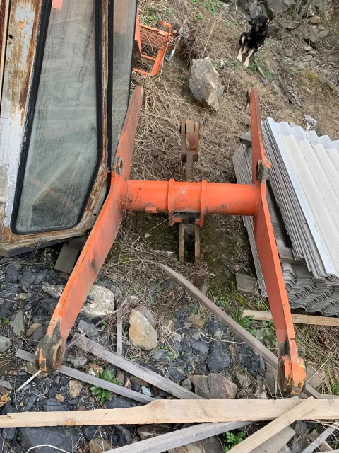 Hitachi LX70 ����