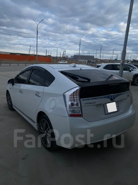 Toyota Prius. �������, ��������, 1.0 (99��.�.), ������, 145����. ��. ��� ����� �� ������������ ����