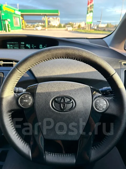 Toyota Prius. �������, ��������, 1.0 (99��.�.), ������, 145����. ��. ��� ����� �� ������������ ����