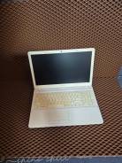 Samsung. 15.6", 2,6����, ��� 4 ��, ���� 320���, WiFi: 1, Bluetooth: 1, ����������� �� 2��. ����