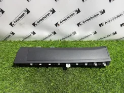 ������� ������������ � ������ Mercedes-Benz CLA-Class 2017 A1768600402 C117 A1768600402 ����