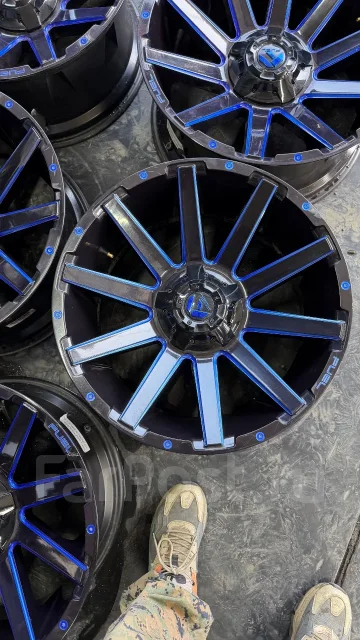 Fuel Off-Road. 10.0x20", 5x114.3, 5x127, ET18 ����