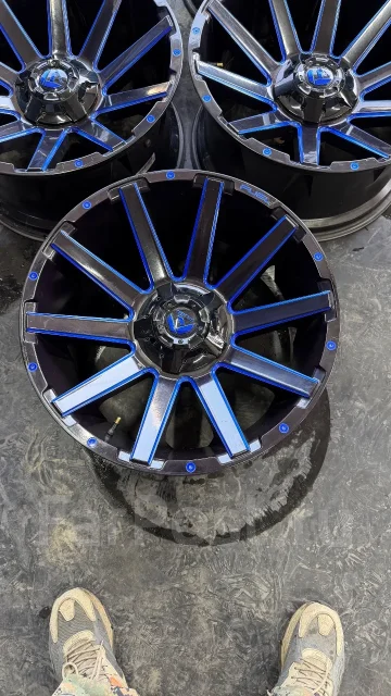 Fuel Off-Road. 10.0x20", 5x114.3, 5x127, ET18 ����