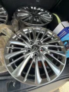 ������ ����� R17 Toyota ����