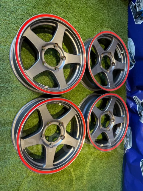 4x4 Engineering Bradley. 5.5x16", 5x139.7, ET20 ����