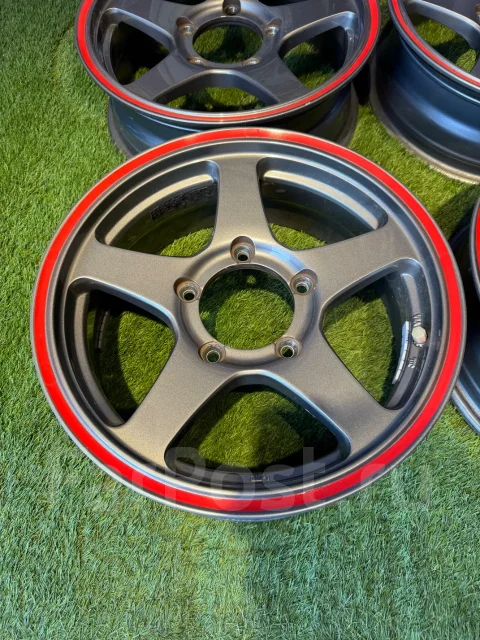 4x4 Engineering Bradley. 5.5x16", 5x139.7, ET20 ����