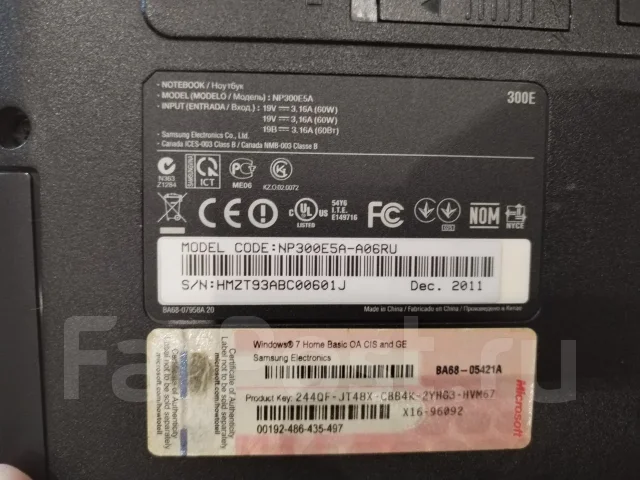 Samsung 300E5A. 15.6", 2,1����, ��� 4 ��, ���� 256���, WiFi: 1, Bluetooth: 1, ����������� �� 1��. ����