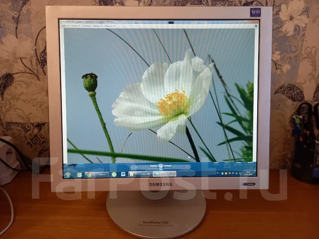 Samsung. 17", ���������� �� (LCD, LED, QLED) ����