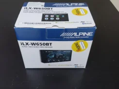 Alpine iLX-W650BT ����