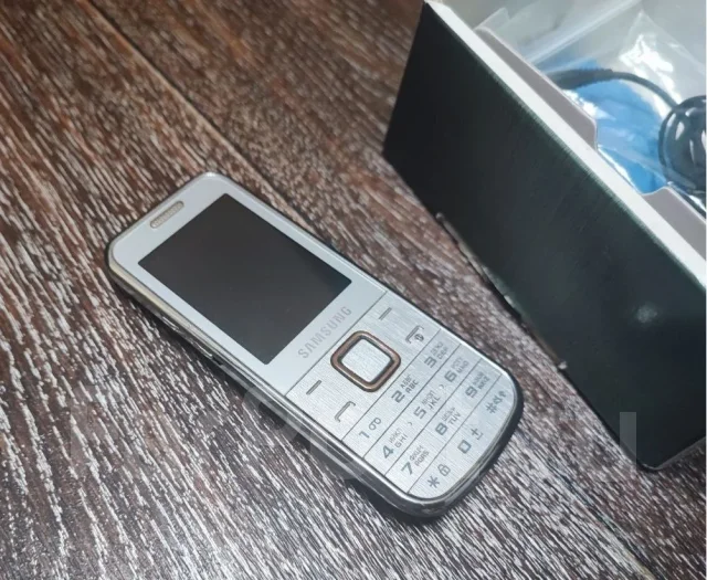 Samsung C3530. �/�, ����������� ����