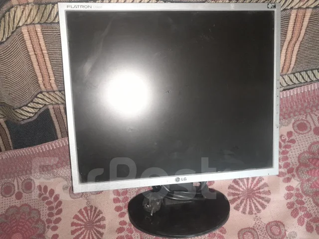 LG. 19", ���������� �� (LCD, LED, QLED) ����