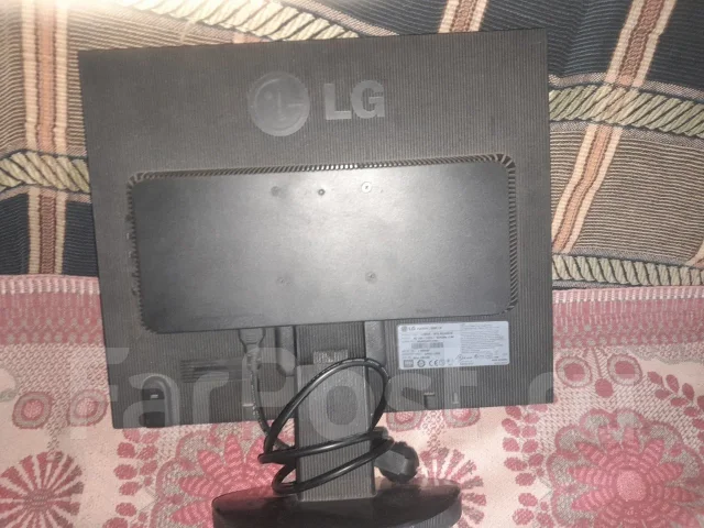 LG. 19", ���������� �� (LCD, LED, QLED) ����
