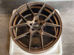 OZ Racing Estrema GT HLT. 8.0x18", 5x100, ET48, �� 68���. ��� ����� �� ������������ ����
