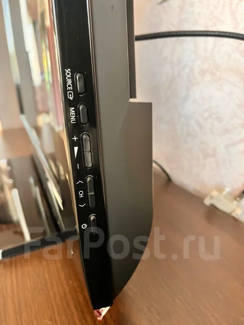 Samsung LE32B530P7W. LCD (��) ����