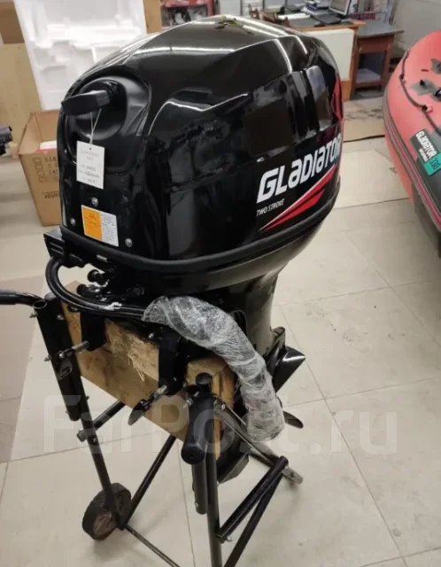 Gladiator. 40��.�., 2-�������, ����������, ���� S (381 ��), 2026 ��� ����