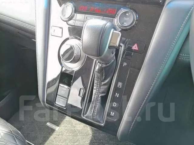 Mitsubishi Delica D:5. �������, 4wd, 2.3 (145��.�.), ������, �/�. ��� ����� �� ������������ ����
