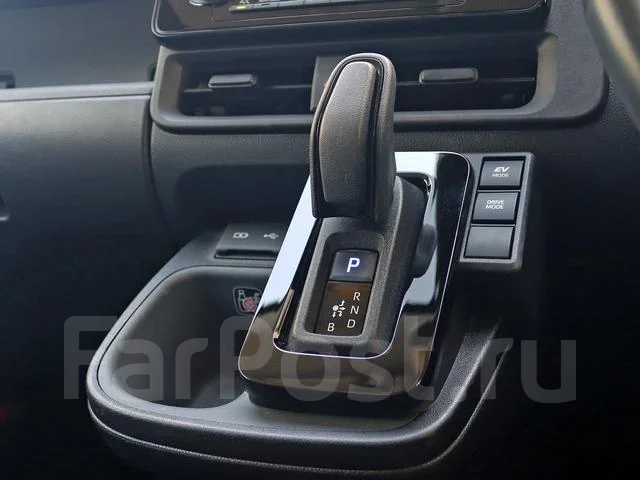 Toyota Sienta. �������, 4wd, 1.5 (141��.�.), ������, �/�. ��� ����� �� ������������ ����