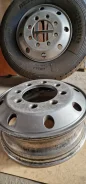 Alcoa. 10.5x22.5", 8x165.1 ����