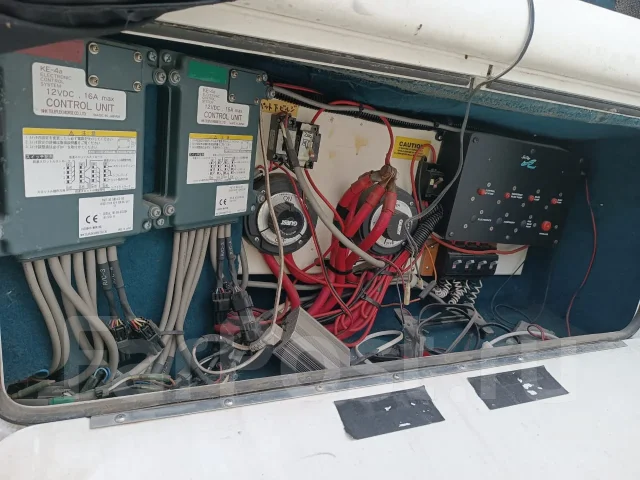 Searay. 1997 ���, ����� 10��., ��������� ������������, 400��.�., ������ ����