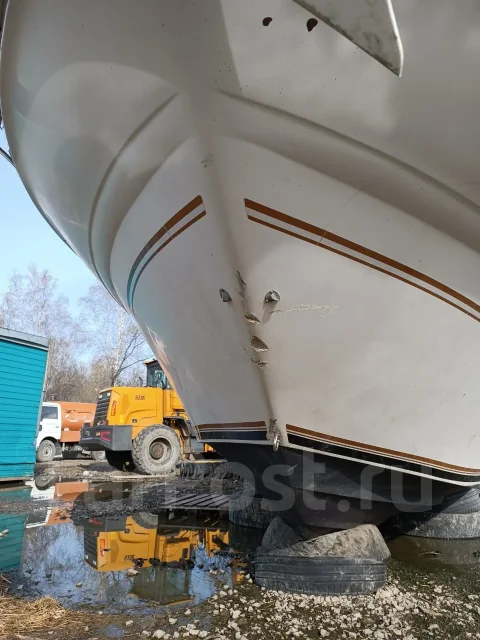 Searay. 1997 ���, ����� 10��., ��������� ������������, 400��.�., ������ ����