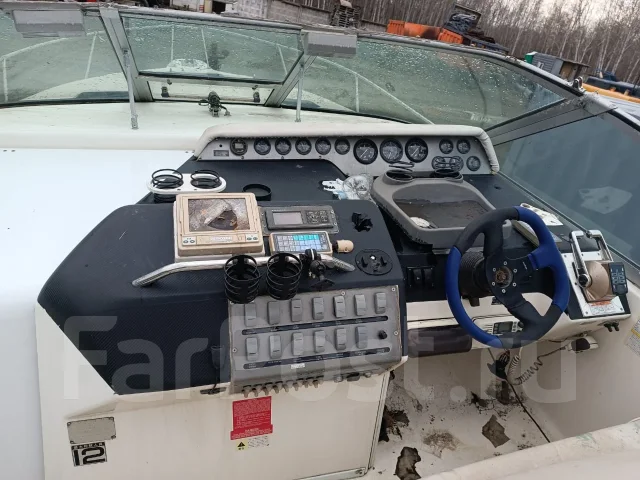 Searay. 1997 ���, ����� 10��., ��������� ������������, 400��.�., ������ ����