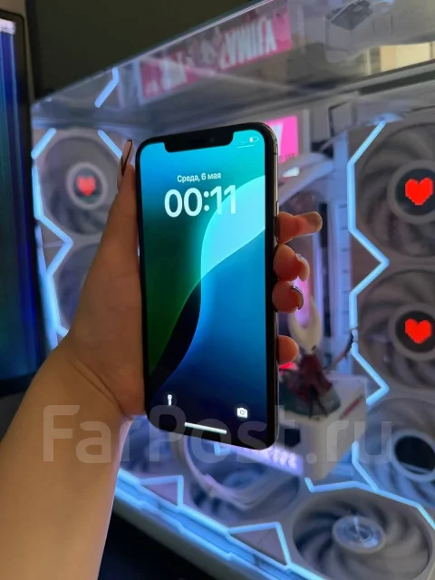 Apple iPhone Xs. �/�, 64 ��. ��� ����� �� ������������ ����