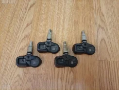������ �������� � ���� Toyota Camry V70 PMVC215, ������ �������� ������� � ���� Toyota Land Cruiser (150) Prado 42607F4020, 4260748020 Toyota Toyota A...