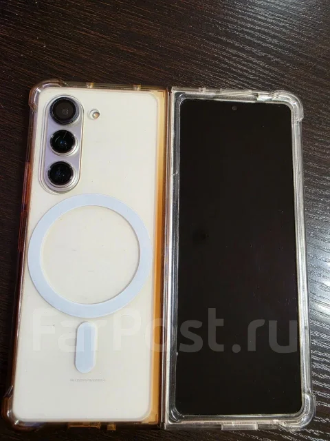 Samsung Galaxy Z Fold5. �/�, 1 ��, ������� ����