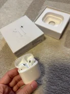 Apple AirPods ����