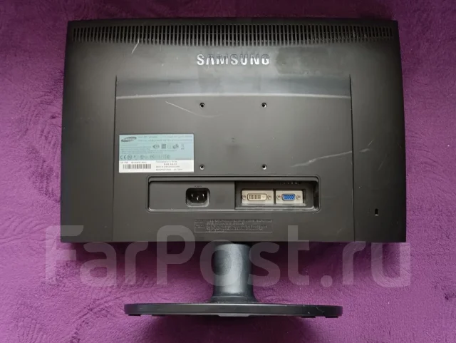Samsung. 19", ���������� �� (LCD, LED, QLED) ����