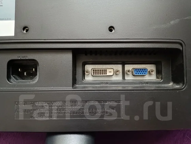 Samsung. 19", ���������� �� (LCD, LED, QLED) ����