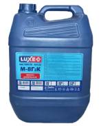 Luxe �-8�2�